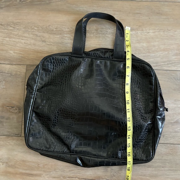 Saks Fifth Avenue Black Faux Leather Tote Bag Dual Handles Vintage - Picture 7 of 9